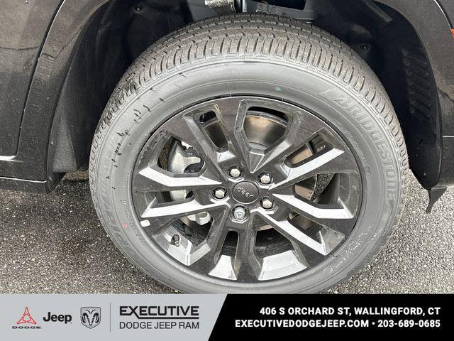 new 2026 Jeep Grand Cherokee L car, priced at $52,829