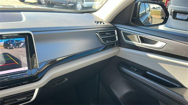 used 2025 Volkswagen Atlas car, priced at $39,980