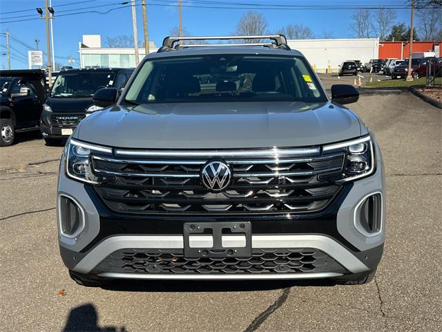 used 2025 Volkswagen Atlas car, priced at $39,980