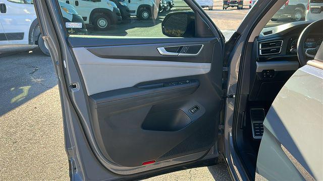 used 2025 Volkswagen Atlas car, priced at $38,990