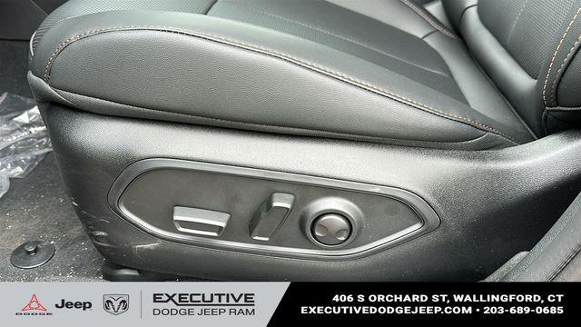 new 2026 Jeep Cherokee car, priced at $42,414