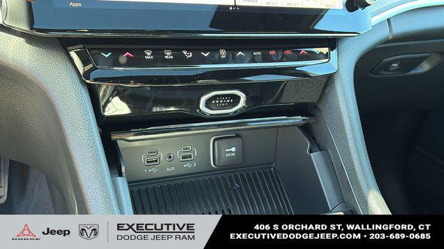 new 2027 Jeep Grand Cherokee car, priced at $53,069