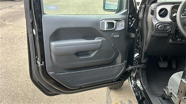 new 2026 Jeep Gladiator car, priced at $49,245