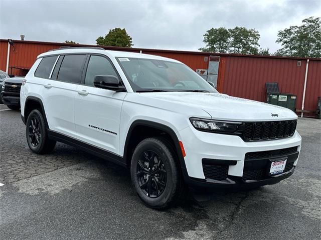 new 2025 Jeep Grand Cherokee L car, priced at $42,747