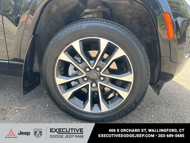 used 2024 Jeep Grand Cherokee 4xe car, priced at $37,495