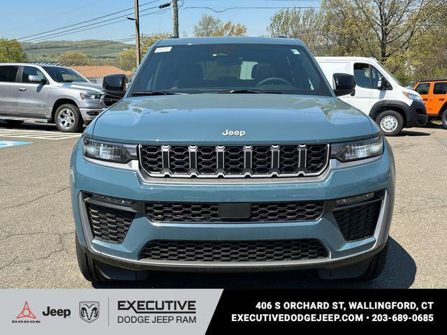 new 2026 Jeep Grand Cherokee car, priced at $45,729