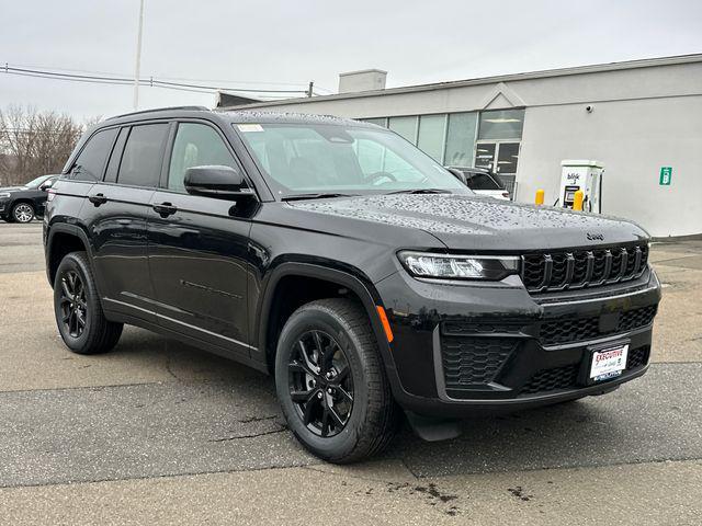 new 2026 Jeep Grand Cherokee car, priced at $49,850