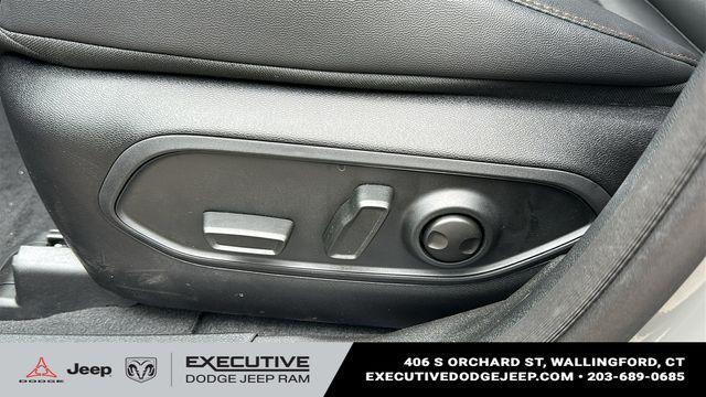 new 2026 Jeep Cherokee car, priced at $42,310