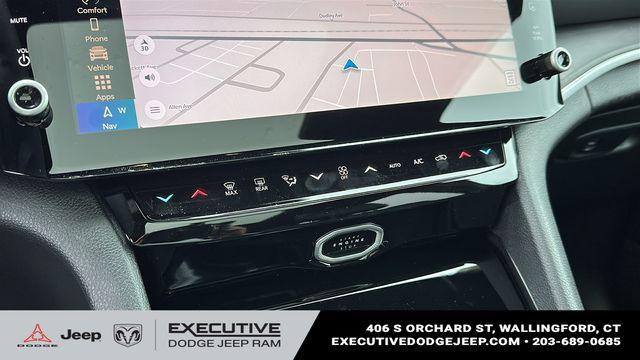 new 2026 Jeep Grand Cherokee car, priced at $48,130