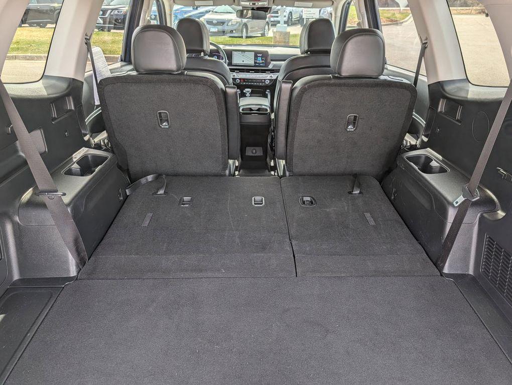 used 2025 Kia Telluride car, priced at $35,221
