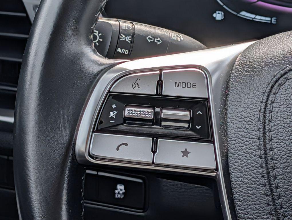 used 2025 Kia Telluride car, priced at $35,221