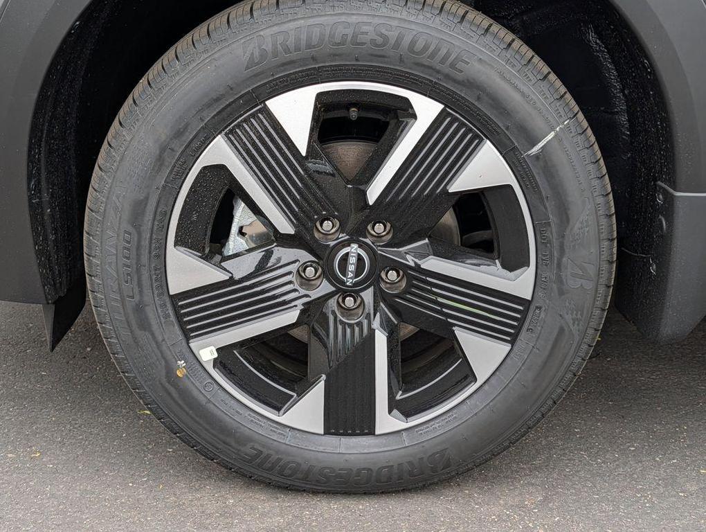 new 2026 Nissan Kicks car, priced at $25,470