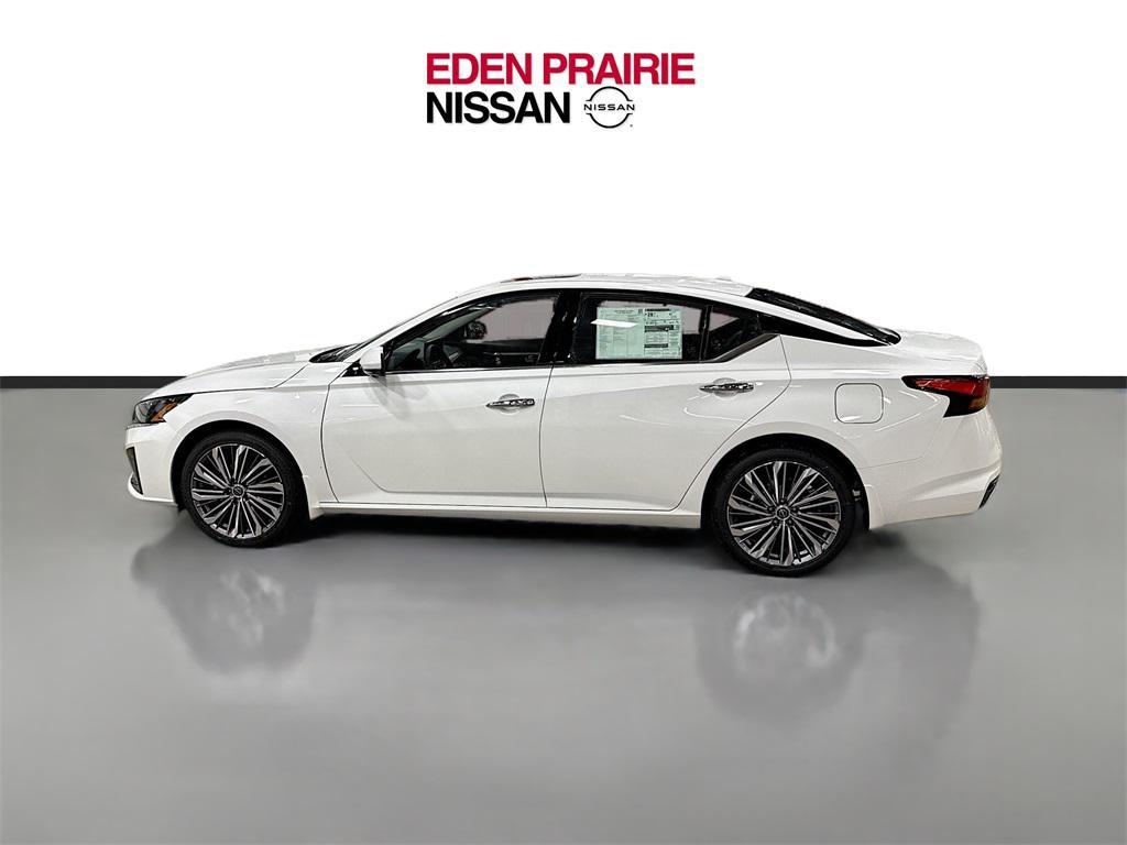 new 2025 Nissan Altima car, priced at $35,651