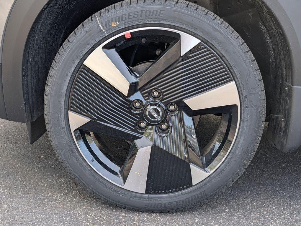 new 2026 Nissan Kicks car, priced at $29,622
