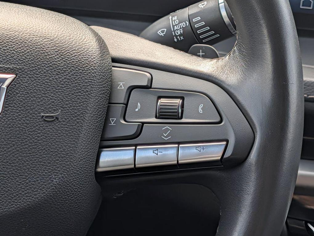 used 2024 Cadillac XT4 car, priced at $28,698