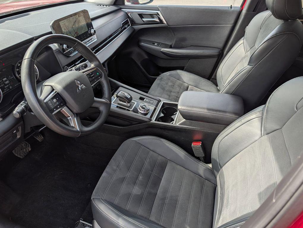 used 2024 Mitsubishi Outlander car, priced at $22,499