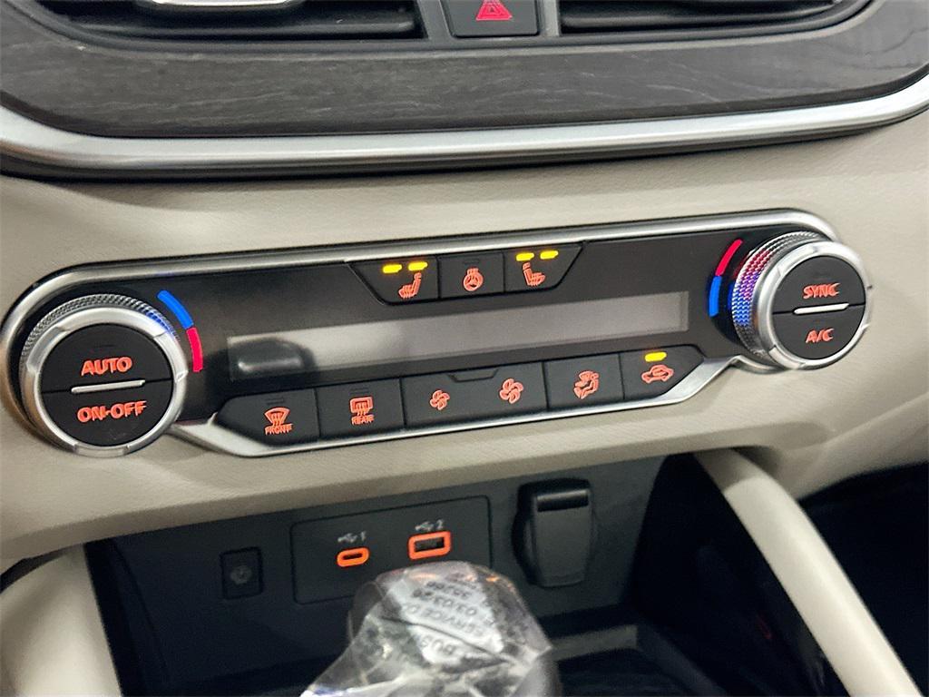 used 2024 Nissan Altima car, priced at $24,290