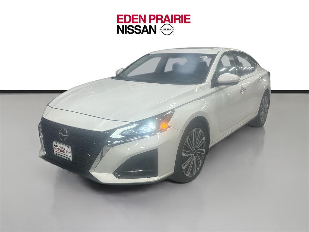 used 2024 Nissan Altima car, priced at $24,290