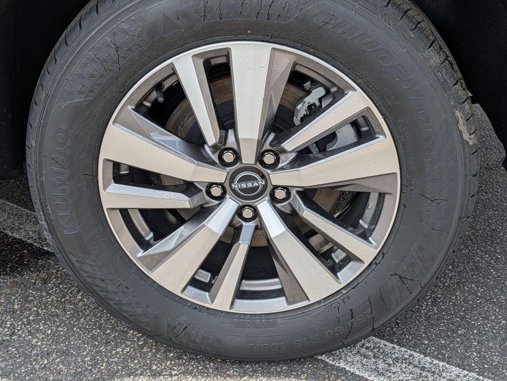 new 2026 Nissan Pathfinder car, priced at $40,228