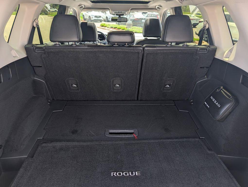 used 2024 Nissan Rogue car, priced at $31,097