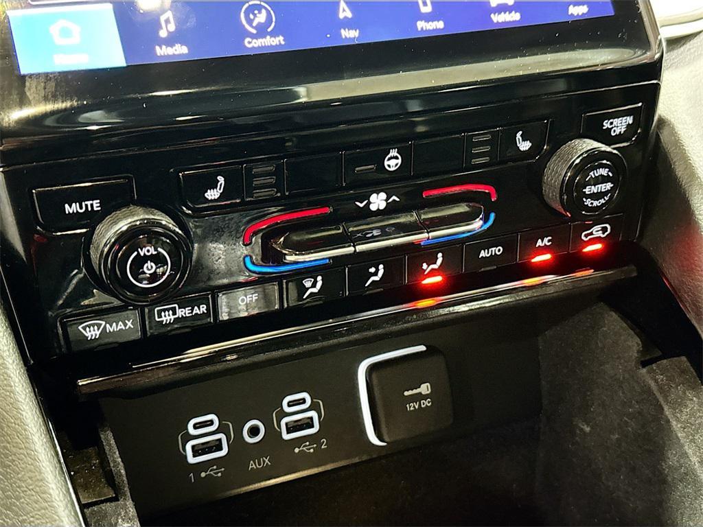 used 2021 Jeep Grand Cherokee L car, priced at $23,699