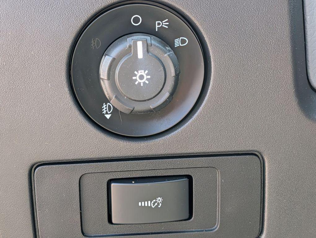 used 2013 Ford F-150 car, priced at $12,990