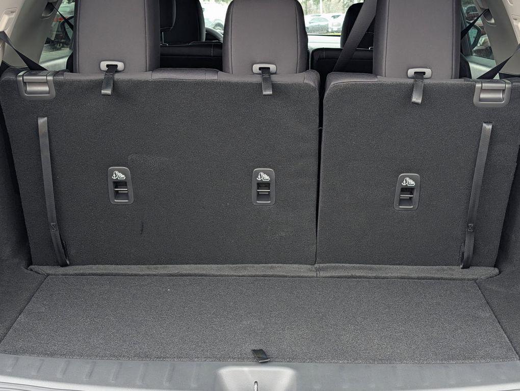 new 2026 Nissan Pathfinder car, priced at $38,005