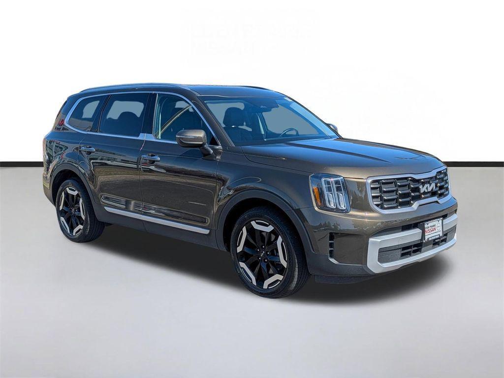used 2025 Kia Telluride car, priced at $34,348