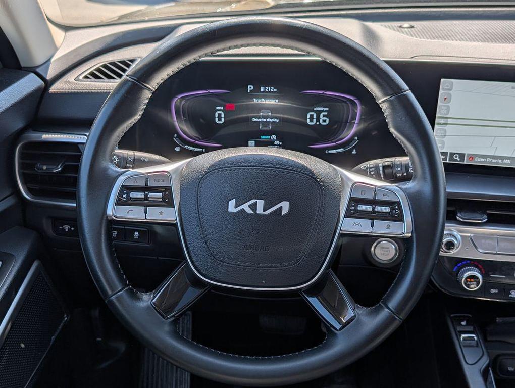 used 2025 Kia Telluride car, priced at $34,348