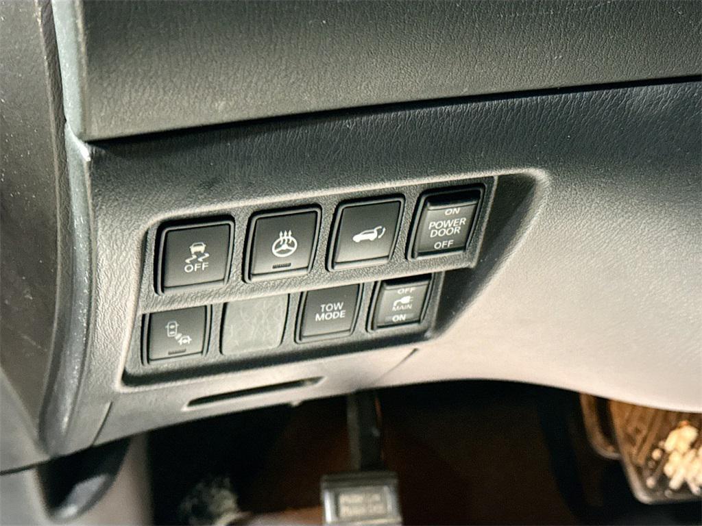 used 2015 Nissan Pathfinder car, priced at $9,428