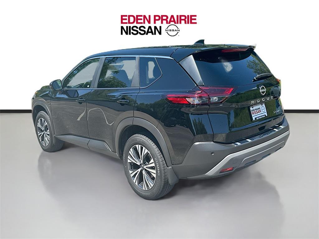 2023 Super Black Nissan Rogue