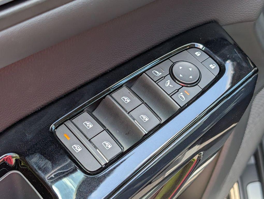 new 2026 Nissan Pathfinder car, priced at $47,385