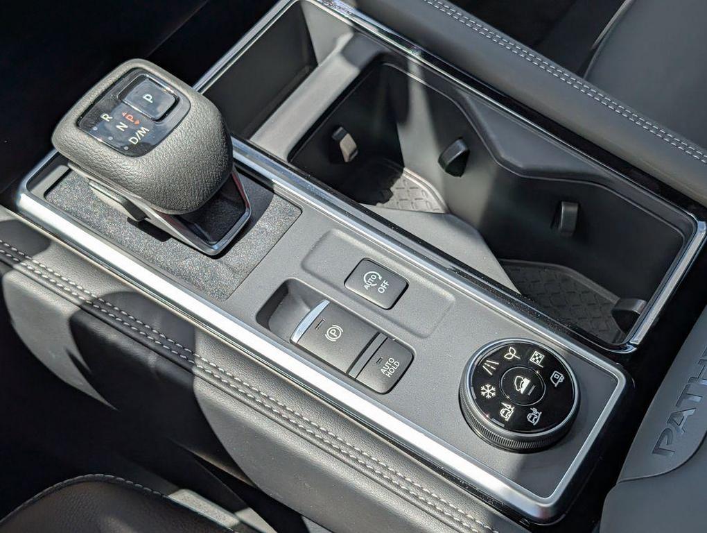 new 2026 Nissan Pathfinder car, priced at $47,385