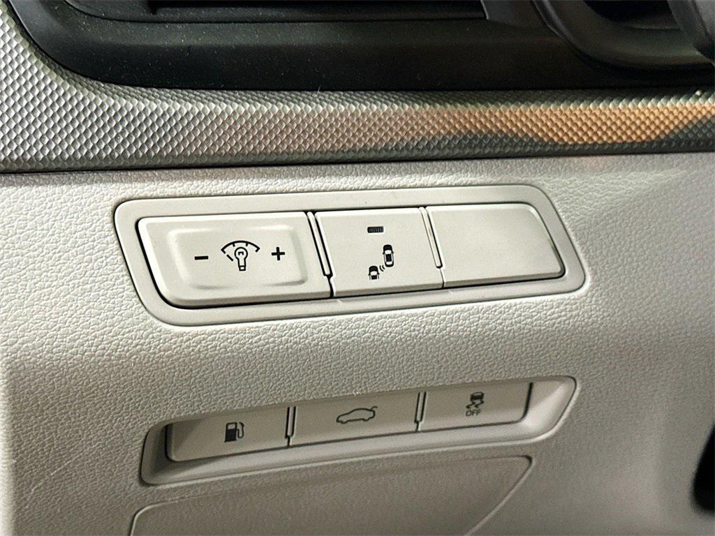 used 2019 Hyundai Sonata Hybrid car, priced at $16,498