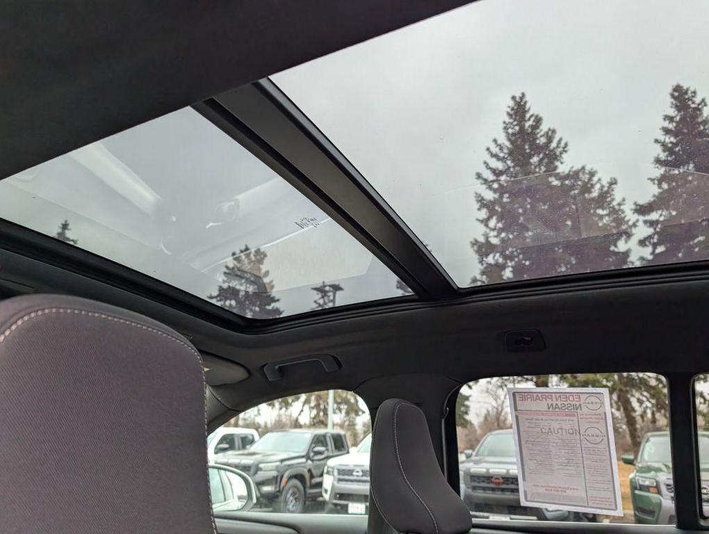 used 2025 Volvo XC40 car, priced at $29,980