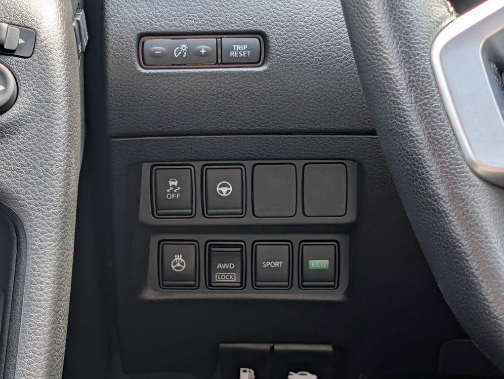 used 2022 Nissan Rogue Sport car, priced at $25,848