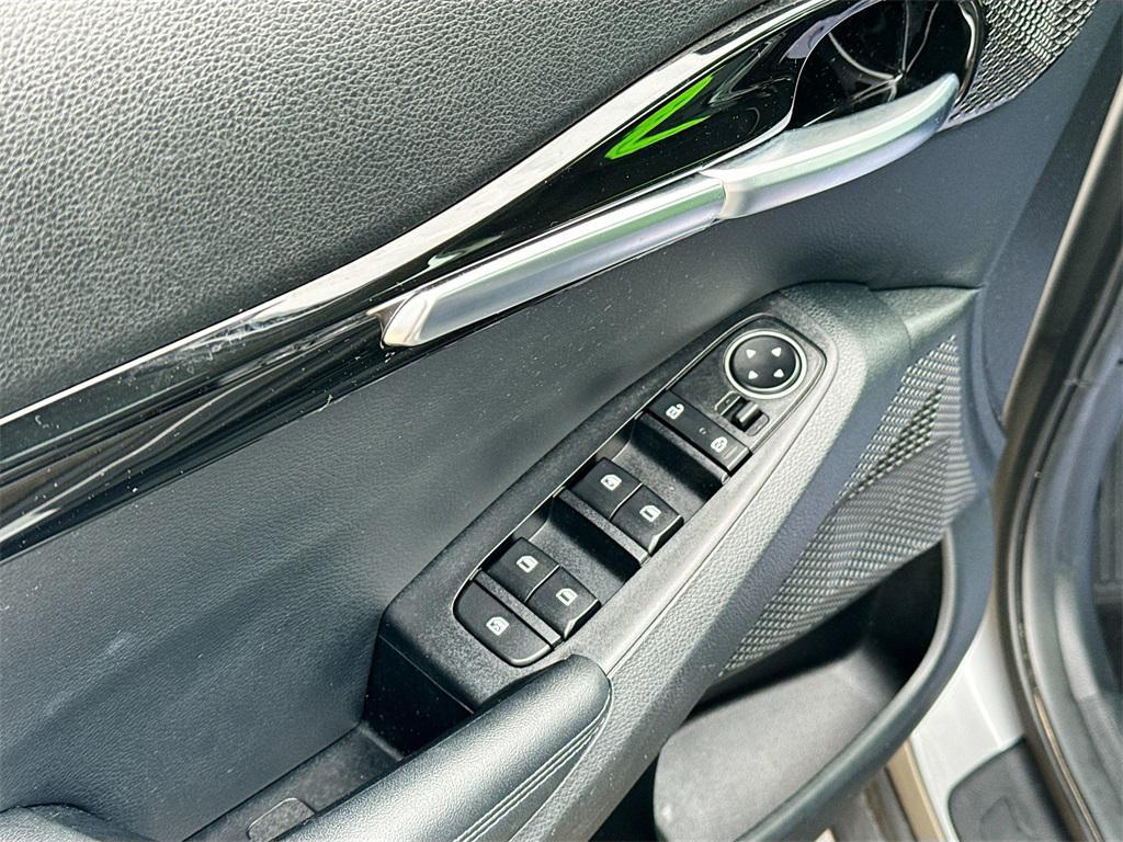 used 2023 Kia Seltos car, priced at $17,990