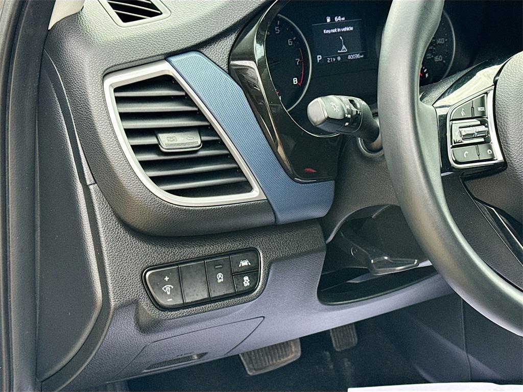 used 2023 Kia Seltos car, priced at $17,990