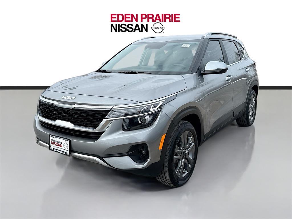 used 2023 Kia Seltos car, priced at $17,990