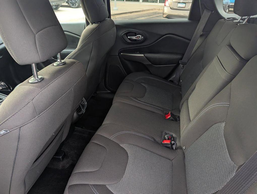 used 2019 Jeep Cherokee car, priced at $17,343