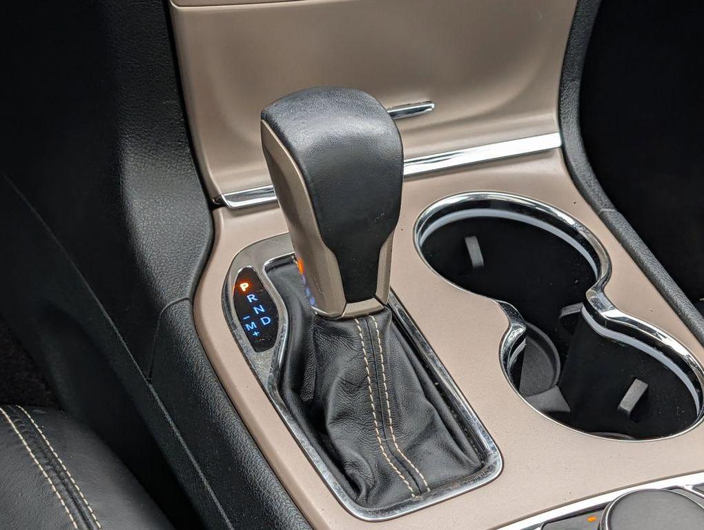 used 2017 Jeep Grand Cherokee car, priced at $16,064