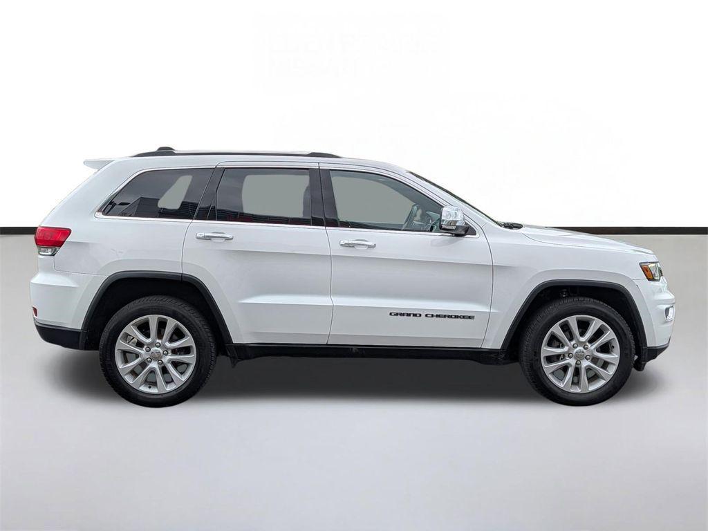 used 2017 Jeep Grand Cherokee car, priced at $16,064