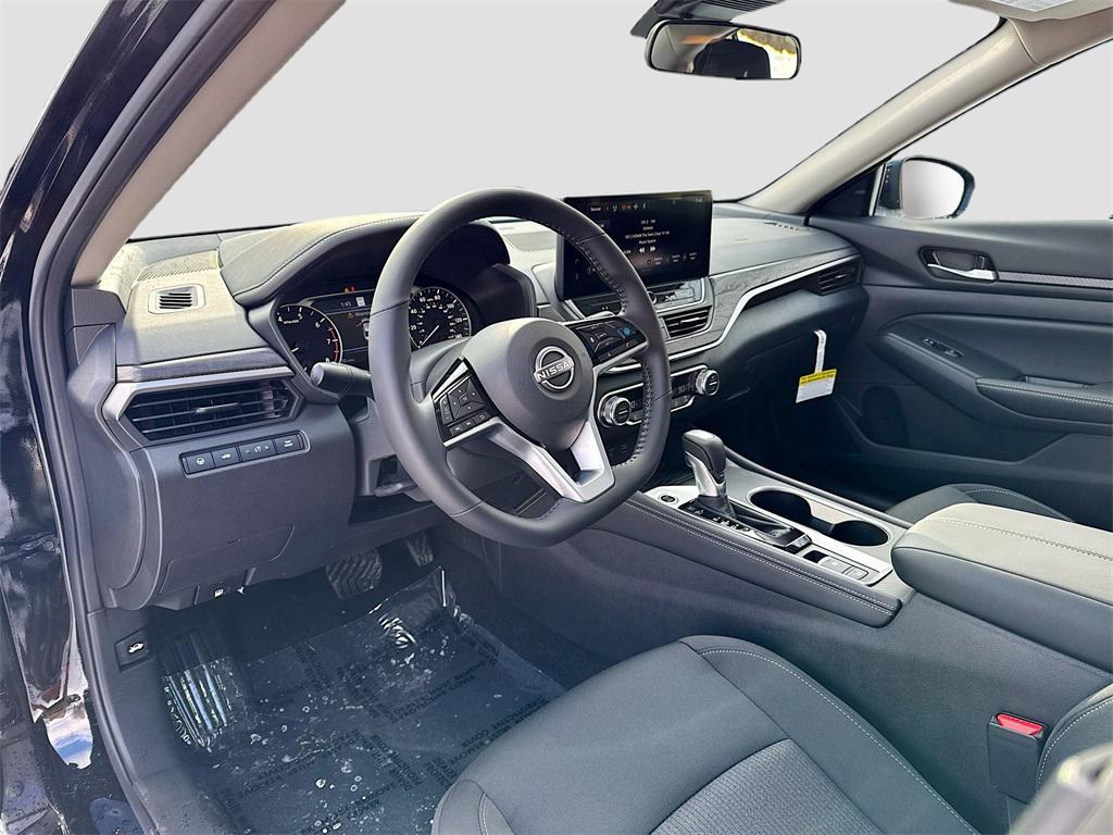new 2025 Nissan Altima car, priced at $31,252