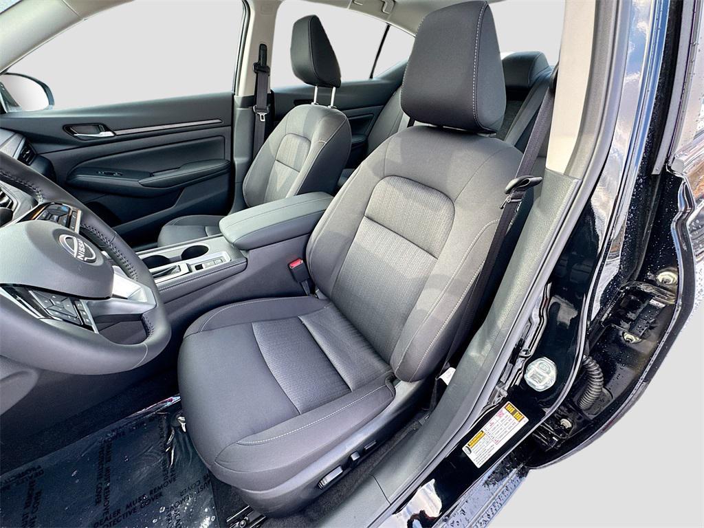 new 2025 Nissan Altima car, priced at $31,252