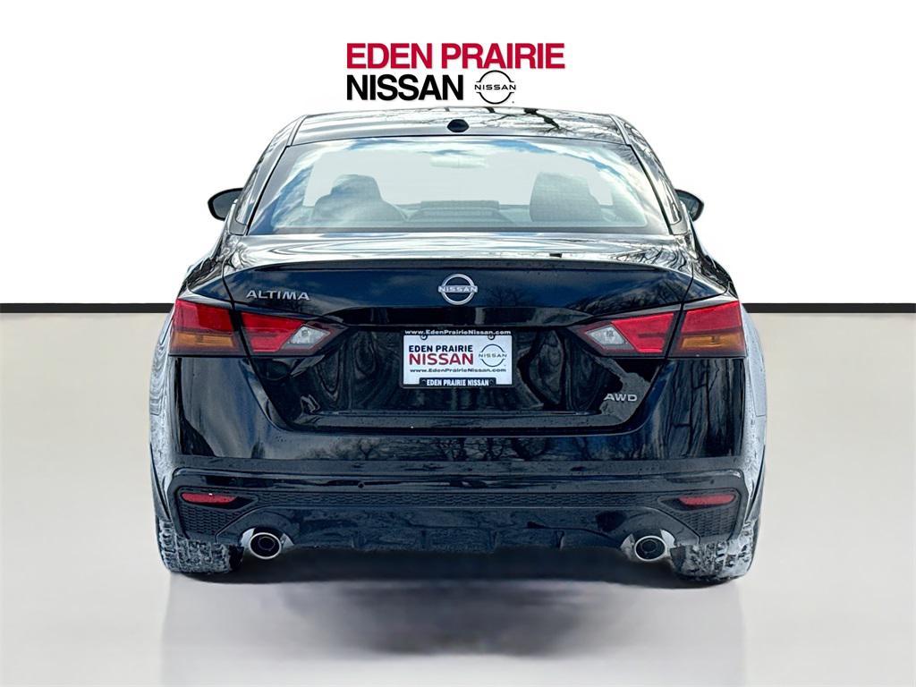 new 2025 Nissan Altima car, priced at $31,252