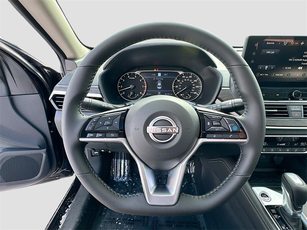 new 2025 Nissan Altima car, priced at $31,252