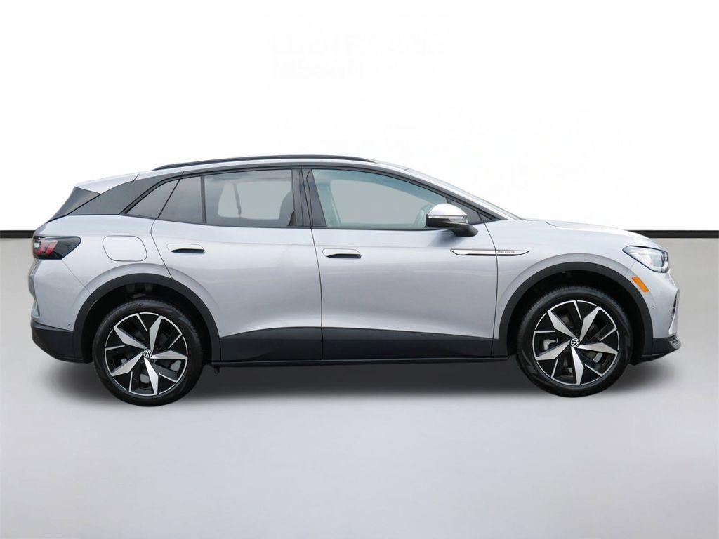 used 2024 Volkswagen ID.4 car, priced at $26,497