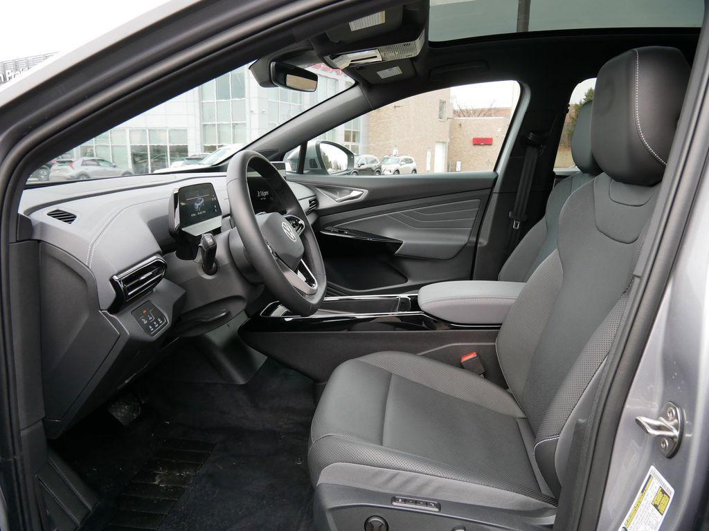 used 2024 Volkswagen ID.4 car, priced at $26,497