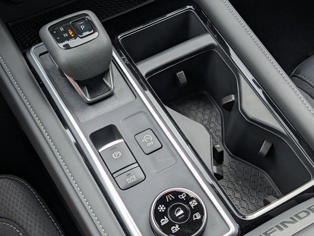 new 2026 Nissan Pathfinder car, priced at $38,682