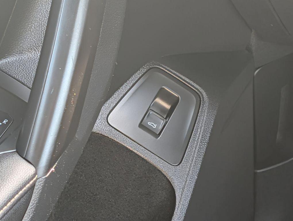 used 2022 Volkswagen Tiguan car, priced at $24,987